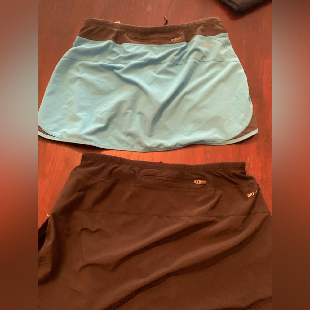Nike athletic dry-fit skorts, gently worn